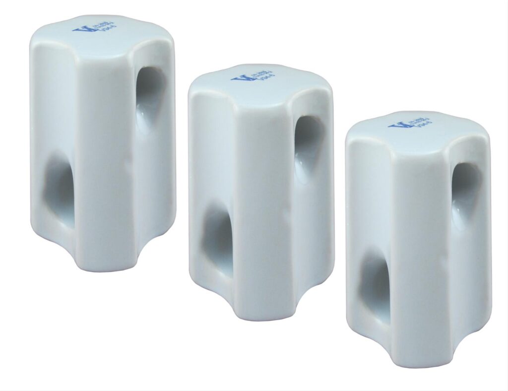 the insulators offers several benefits to the application