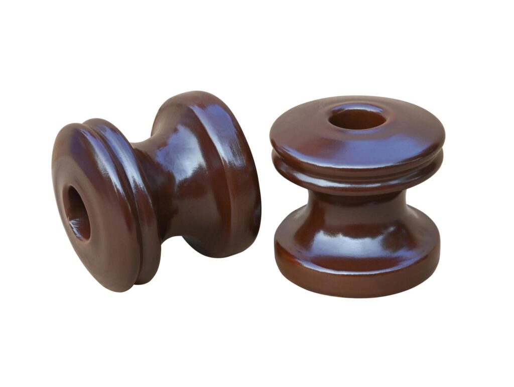 Spool insulators support decarbonization in transmission lines and rural electrification