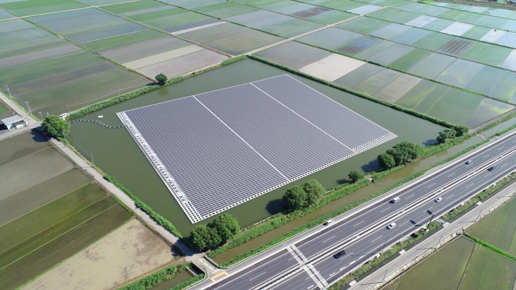 Large-scale fish farm powered by solar PV